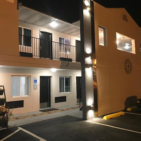 The Carasaljo Motel Lakewood Exterior foto