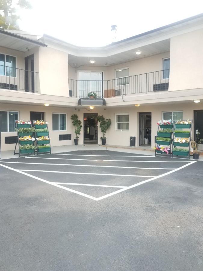 The Carasaljo Motel Lakewood Exterior foto